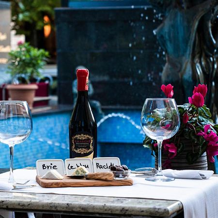 Hotel Elysee Тирана Екстериор снимка