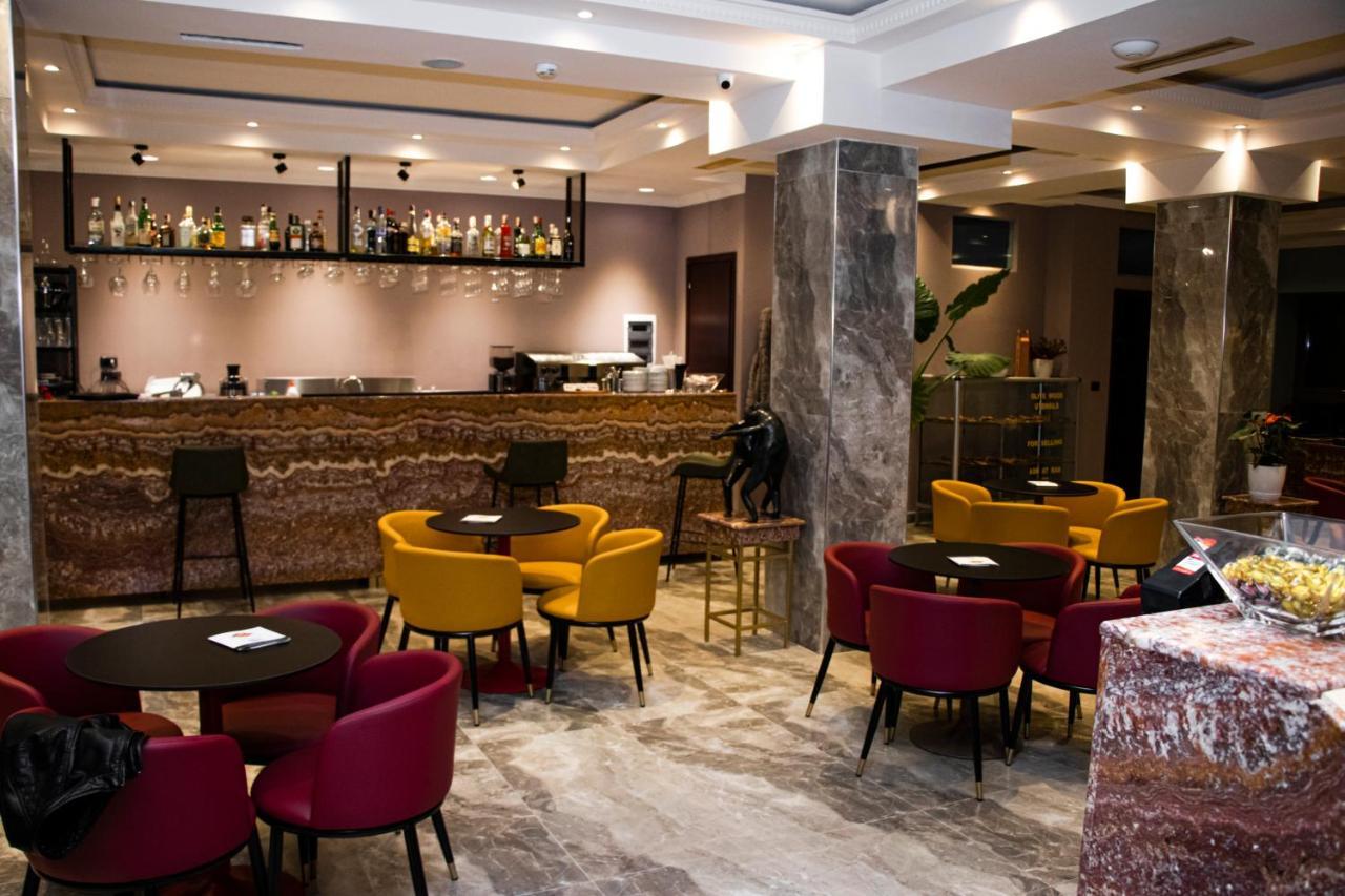 Hotel Elysee Тирана Екстериор снимка